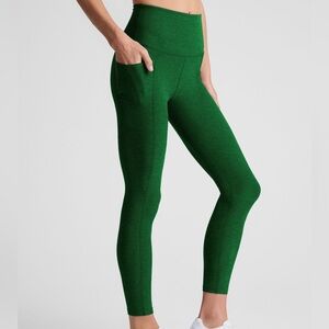 BEYOND YOGA SPACEDYE OUT OF POCKET HIGH WAISTED MIDI GREEN LEGGINGS / SIZE XL